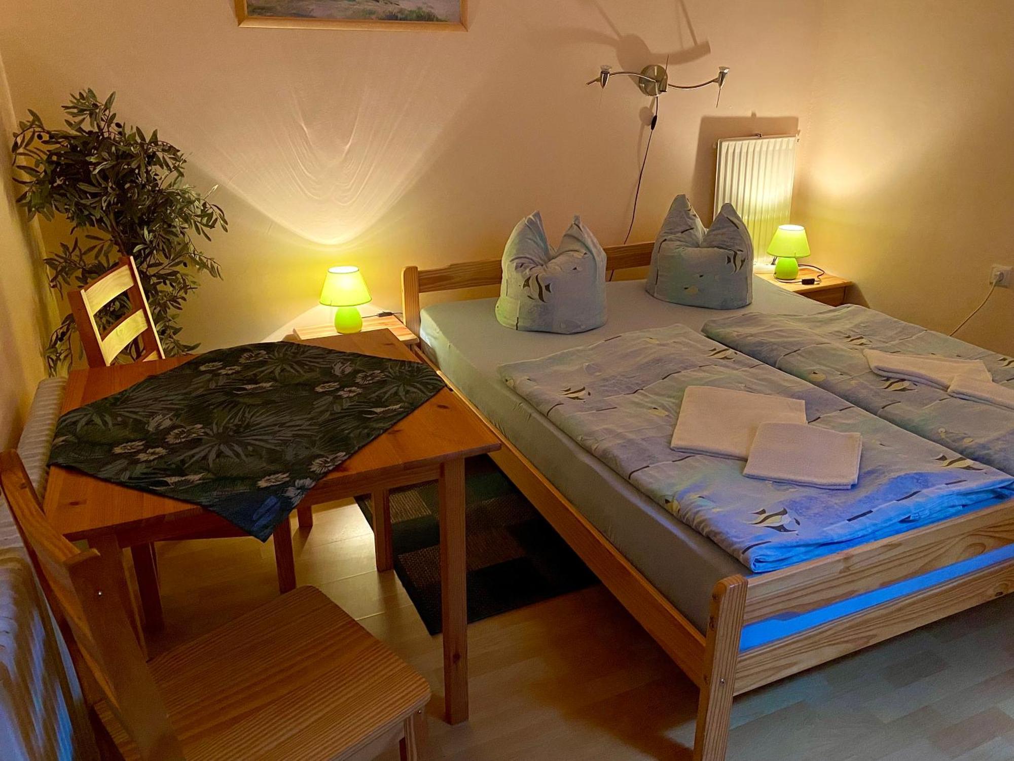 Pension Zur Heiligen Krone Mauterndorf  Esterno foto