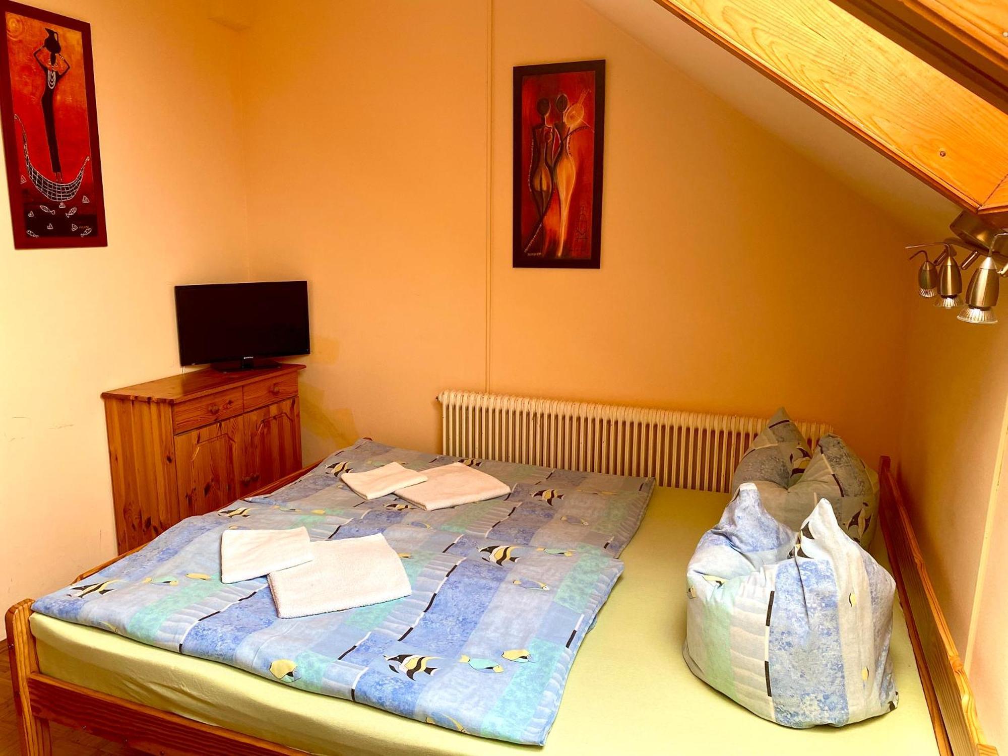 Pension Zur Heiligen Krone Mauterndorf  Esterno foto