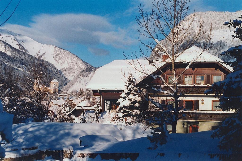 Pension Zur Heiligen Krone Mauterndorf  Esterno foto